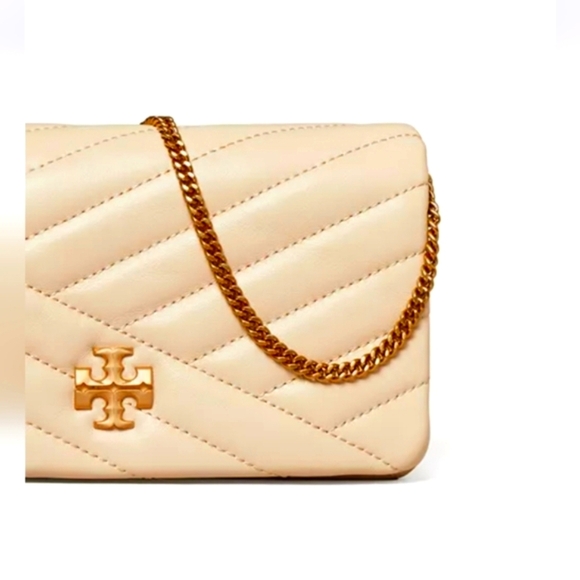 Tory Burch NWTs Kira Chevron Chain Wallet - Picture 14 of 16